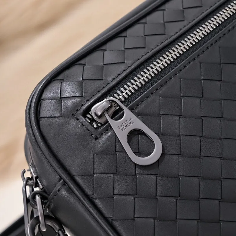 All categories 💚 Top version men’s bags 💚 BV 2024 new BV crossbody bag